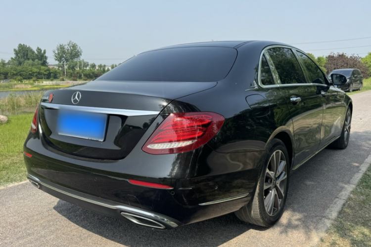 Used Mercedes-Benz E-Class 2020 E 260 L Exterior 9