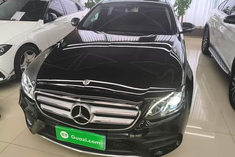 Used Mercedes-Benz E-Class 2020 E 300 L Sporty and Stylish Model Front