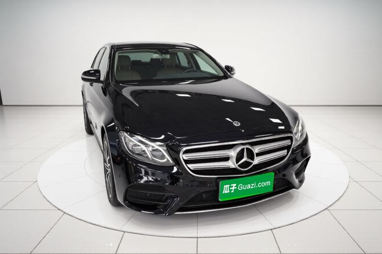 Used Mercedes-Benz E-Class 2020 E 300 L Sport Luxury Edition Front Right 45 Deg