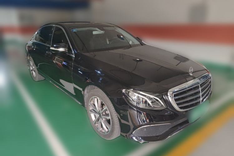 Used Mercedes-Benz E-Class 2020 E 260 L 4MATIC Front Right 45 Deg