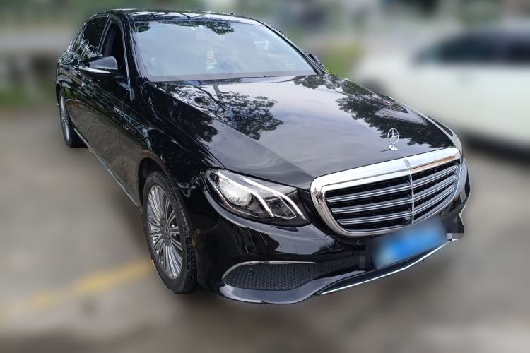 Used Mercedes-Benz E-Class 2020 Restyled E 300 L Exclusive Edition Front Right 45 Deg