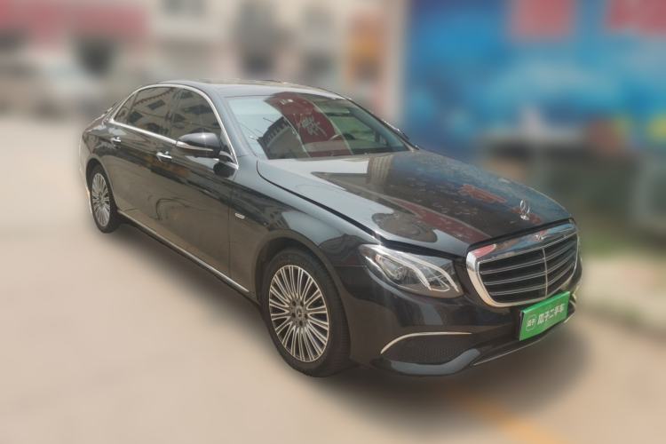 Used Mercedes-Benz E-Class 2020 Restyled E 300 L Exclusive Edition Front Right 45 Deg