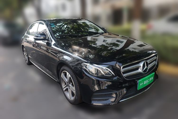 Used Mercedes-Benz E-Class 2020 E 260 L Sport Edition Front Right 45 Deg