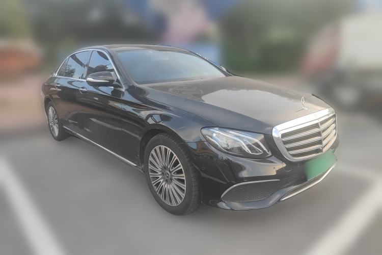 Used Mercedes-Benz E-Class 2020 Facelift E 300 L Stylish Edition Front Right 45 Deg