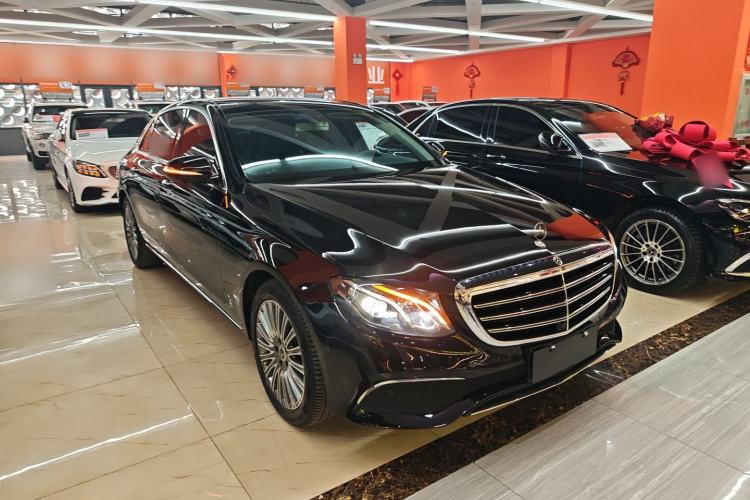 Used Mercedes-Benz E-Class 2020 E 300 L Luxury Model Front Right 45 Deg