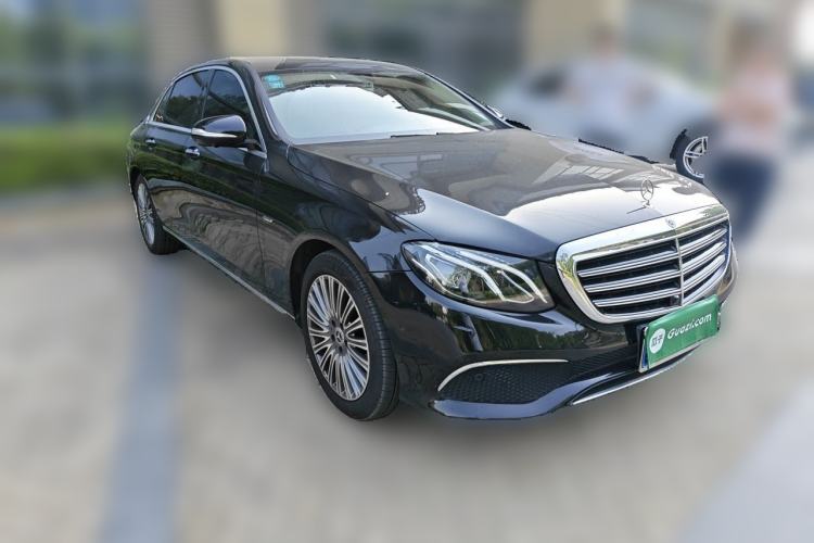 Used Mercedes-Benz E-Class 2020 Restyled E 300 L Exclusive Edition Front Right 45 Deg