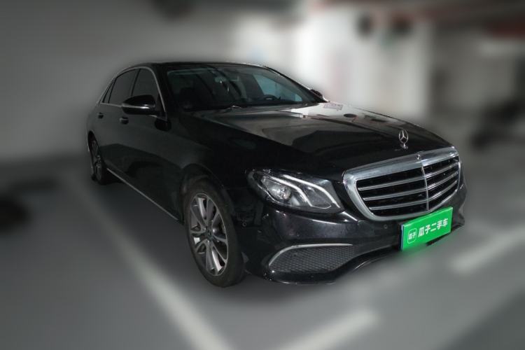 Used Mercedes-Benz E-Class 2020 Facelift E 260 L Front Right 45 Deg