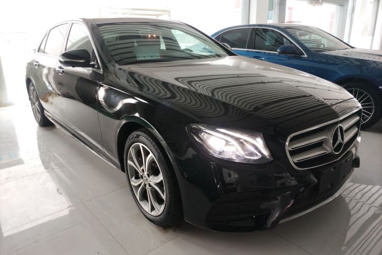 Used Mercedes-Benz E-Class 2020 E 300 L Sport Luxury Edition Front Right 45 Deg
