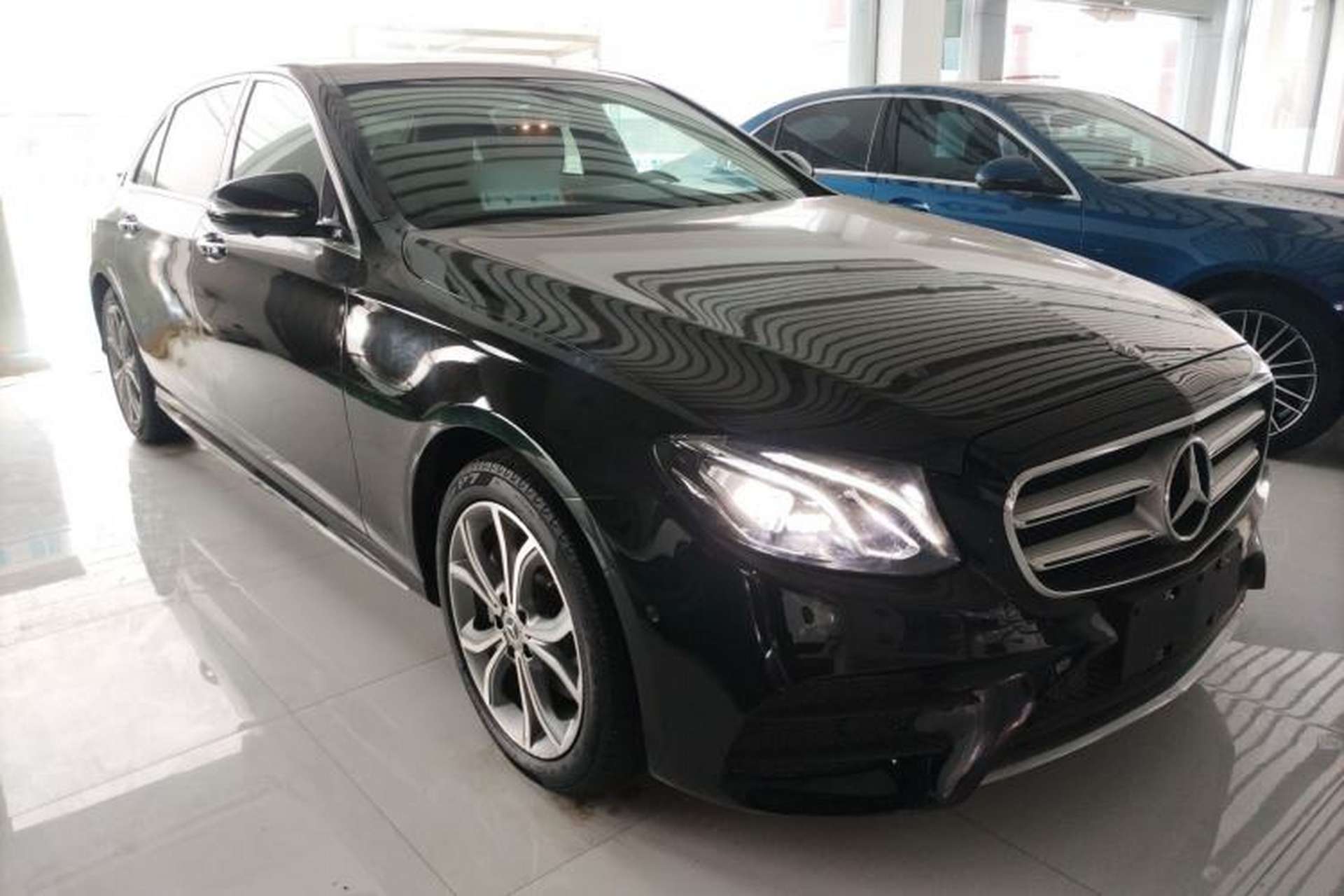 Used Mercedes-Benz E-Class 2020 E 300 L Sport Luxury Edition Front Right 45 Deg