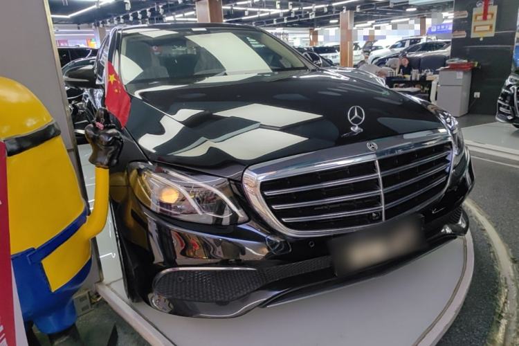 Used Mercedes-Benz E-Class 2020 E 300 L Luxury Model Front Right 45 Deg