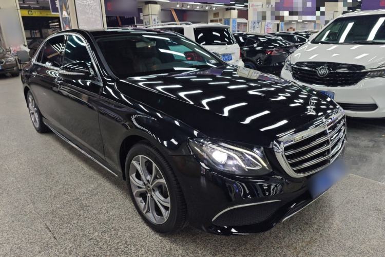 Used Mercedes-Benz E-Class 2020 E 300 L Sporty and Stylish Model Front Right 45 Deg