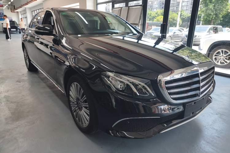 Used Mercedes-Benz E-Class 2020 Facelift E 300 L Stylish Edition Front Right 45 Deg