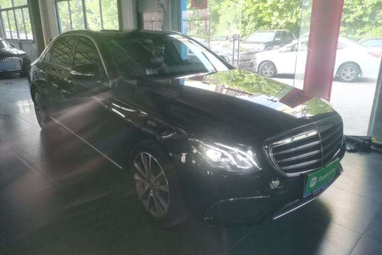 Used Mercedes-Benz E-Class 2020 Facelift E 260 L Front Right 45 Deg