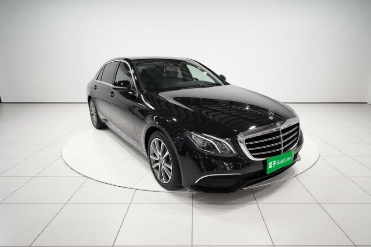 Used Mercedes-Benz E-Class 2020 Facelift E 260 L Front Right 45 Deg