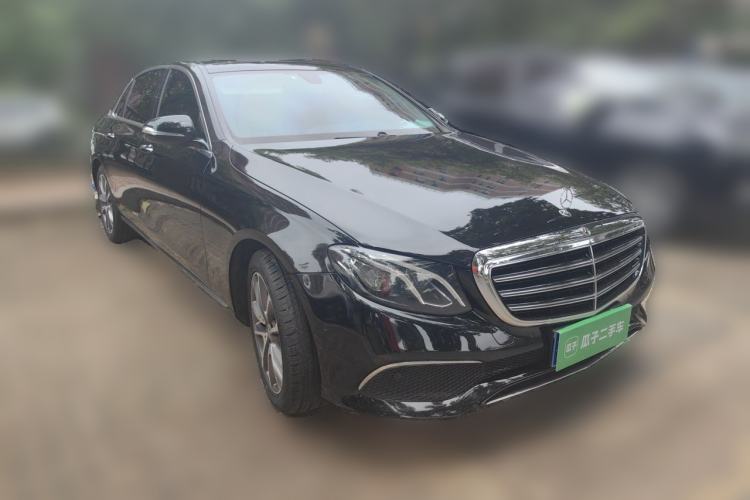 Used Mercedes-Benz E-Class 2020 Facelift E 260 L Front Right 45 Deg