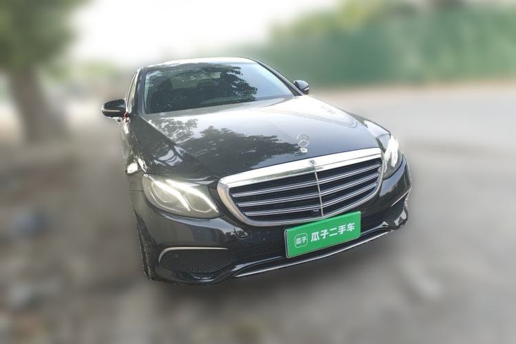 Used Mercedes-Benz E-Class 2020 Restyled E 300 L Exclusive Edition Front Right 45 Deg