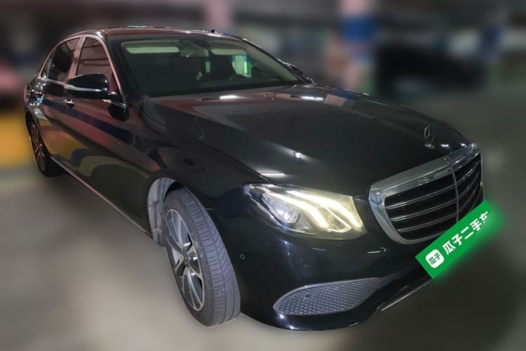 Used Mercedes-Benz E-Class 2020 E 260 L Front Right 45 Deg