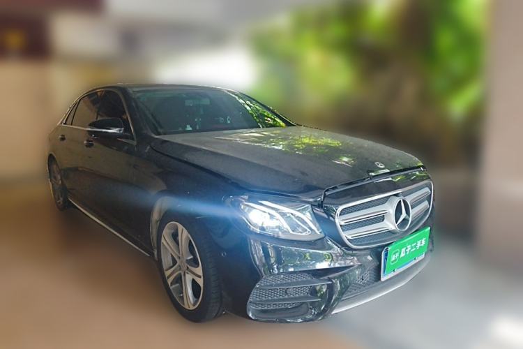 Used Mercedes-Benz E-Class 2020 Facelift E 260 L Sport Edition Front Right 45 Deg