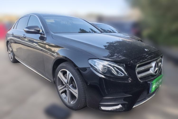 Used Mercedes-Benz E-Class 2020 E 260 L Sport Edition Front Right 45 Deg