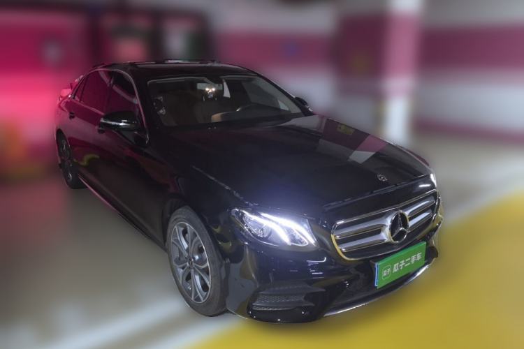 Used Mercedes-Benz E-Class 2020 E 300 L Sporty and Stylish Model Front Right 45 Deg