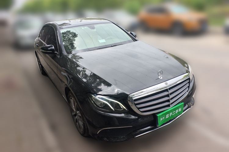Used Mercedes-Benz E-Class 2020 E 260 L Front Right 45 Deg