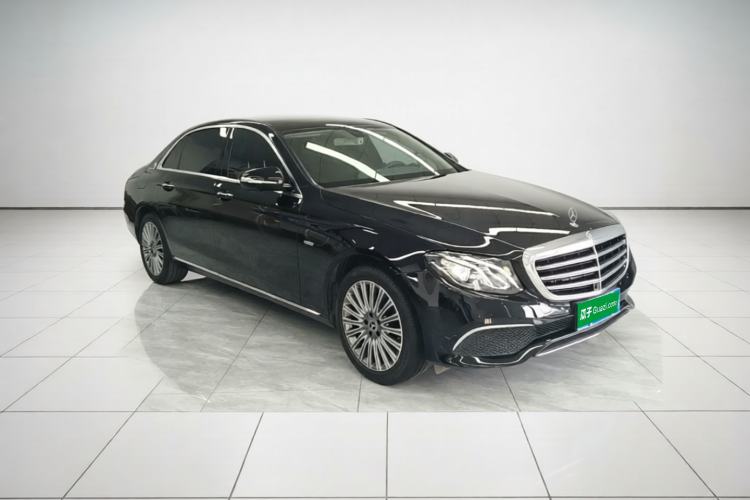 Used Mercedes-Benz E-Class 2020 Restyled E 300 L Exclusive Edition Front Right 45 Deg