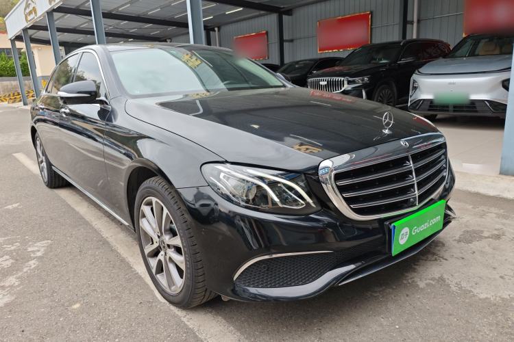 Used Mercedes-Benz E-Class 2020 E 260 L Front Right 45 Deg