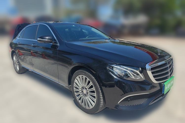 Used Mercedes-Benz E-Class 2020 Facelift E 300 L Stylish Edition Front Right 45 Deg
