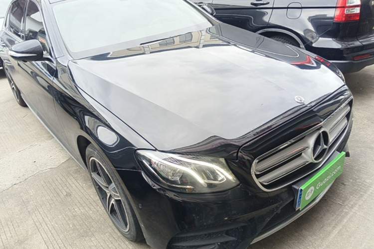 Used Mercedes-Benz E-Class 2020 E 300 L Sporty and Stylish Model Front Right 45 Deg