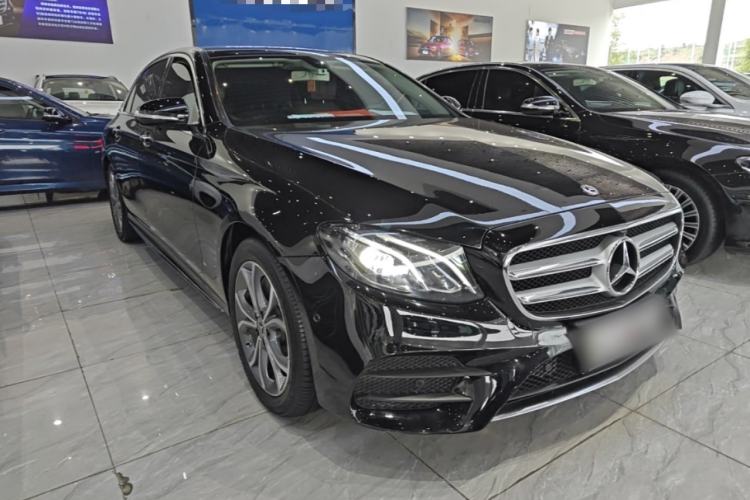 Used Mercedes-Benz E-Class 2020 E 300 L Sporty and Stylish Model Front Right 45 Deg
