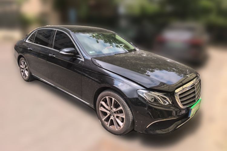 Used Mercedes-Benz E-Class 2020 Facelift E 260 L Front Right 45 Deg