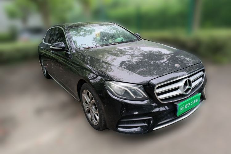 Used Mercedes-Benz E-Class 2020 E 300 L Sporty and Stylish Model Front Right 45 Deg
