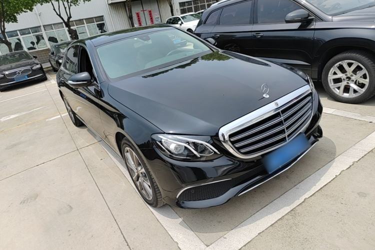 Used Mercedes-Benz E-Class 2020 Facelift E 260 L Front Right 45 Deg
