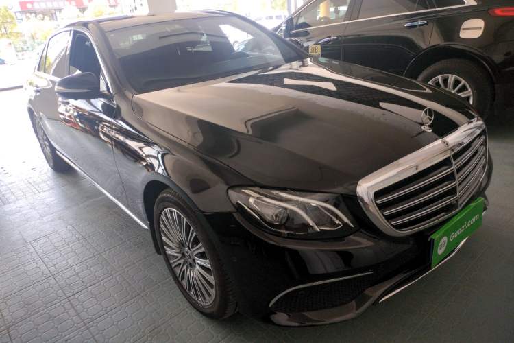 Used Mercedes-Benz E-Class 2020 E 300 L Stylish Model Front Right 45 Deg