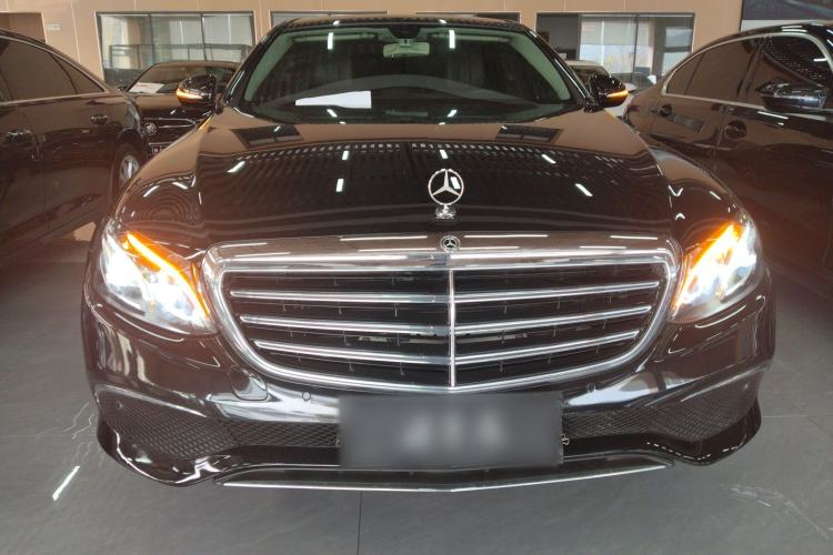 Used Mercedes-Benz E-Class 2020 E 260 L Front