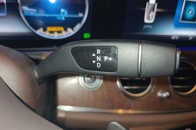 Used Mercedes-Benz E-Class 2020 E 300 L Luxury Model Gear Lever