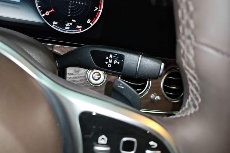 Used Mercedes-Benz E-Class 2020 Facelift E 260 L Gear Lever