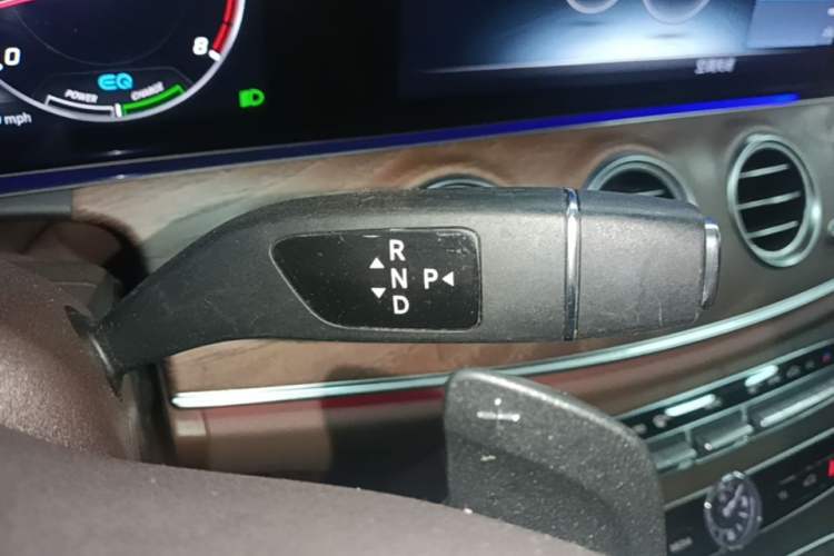 Used Mercedes-Benz E-Class 2020 Facelift E 260 L Gear Lever