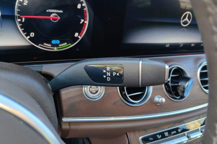 Used Mercedes-Benz E-Class 2020 Facelift E 260 L Gear Lever