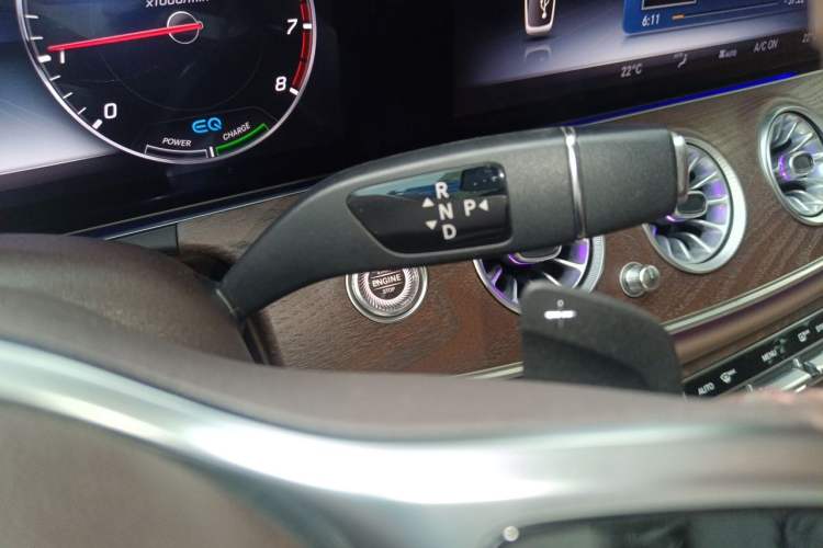 Used Mercedes-Benz E-Class 2020 E 260 L Gear Lever