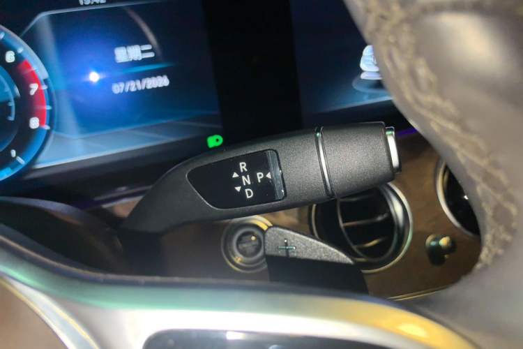 Used Mercedes-Benz E-Class 2020 E 300 L Luxury Model Gear Lever
