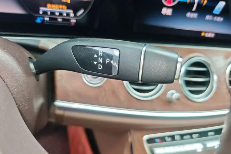 Used Mercedes-Benz E-Class 2020 E 300 L Stylish Model Gear Lever