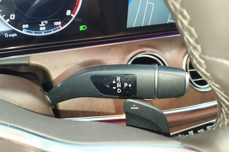Used Mercedes-Benz E-Class 2020 Restyled E 300 L Exclusive Edition Gear Lever