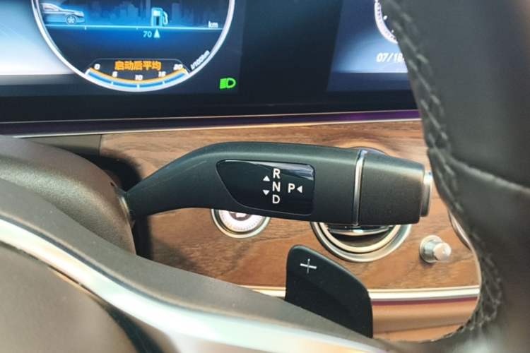 Used Mercedes-Benz E-Class 2020 Facelift E 300 L Stylish Edition Gear Lever