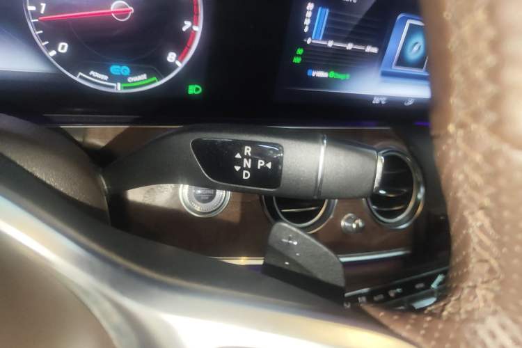 Used Mercedes-Benz E-Class 2020 E 260 L Gear Lever