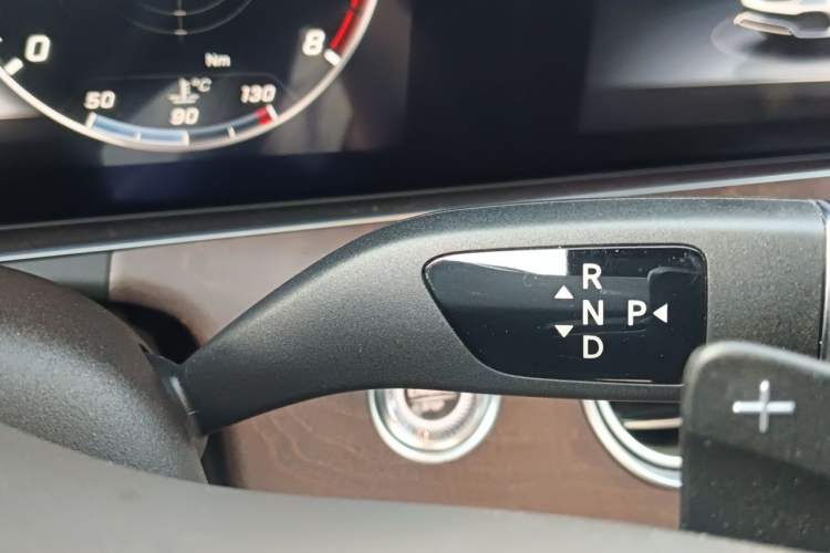 Used Mercedes-Benz E-Class 2020 Facelift E 300 L Stylish Edition Gear Lever