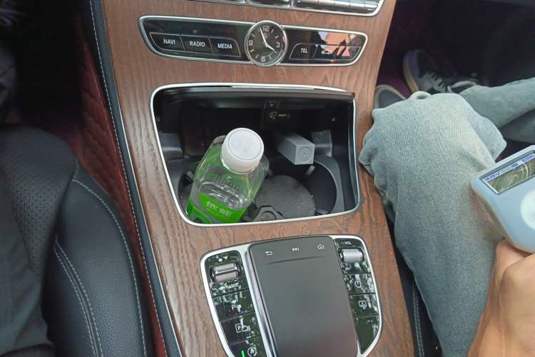 Used Mercedes-Benz E-Class 2020 E 300 L Luxury Model Gear Lever