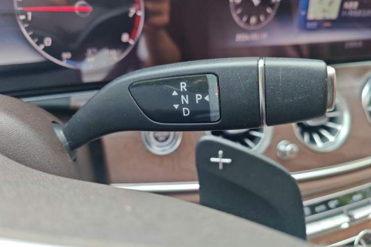 Used Mercedes-Benz E-Class 2020 E 300 L Stylish Model Gear Lever