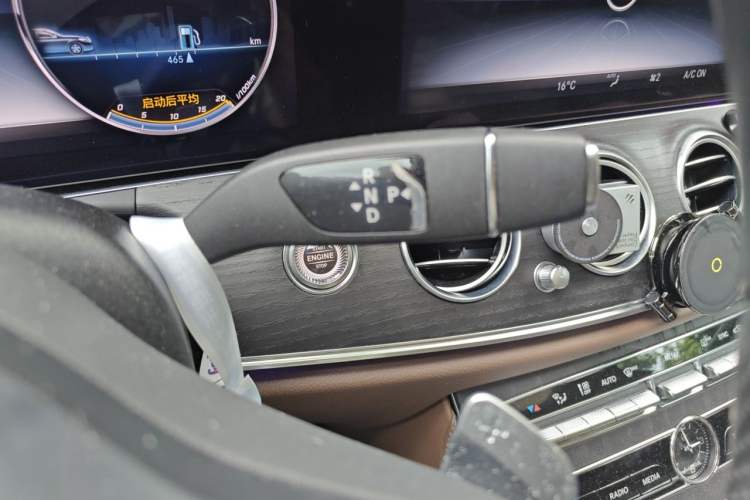 Used Mercedes-Benz E-Class 2020 Restyled E 300 L Exclusive Edition Gear Lever