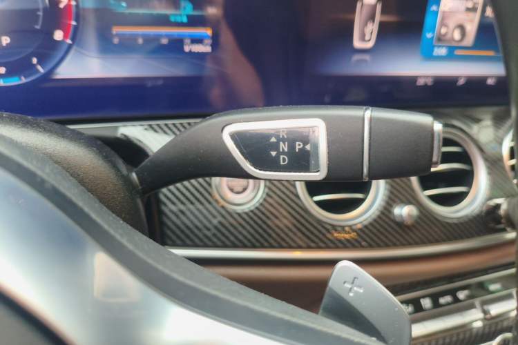 Used Mercedes-Benz E-Class 2020 E 300 L Sporty and Stylish Model Gear Lever